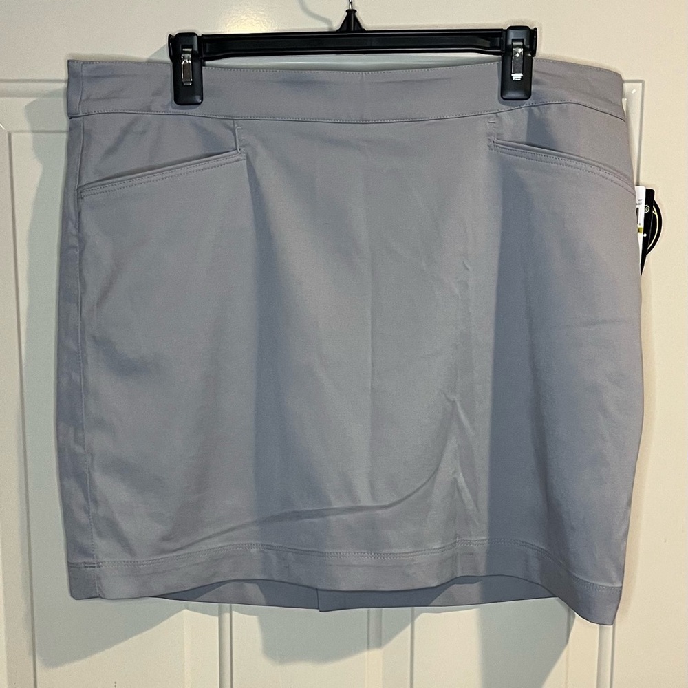 NWT PGA Tour Perry Ellis Gray Stretch Golf Skort With Pockets -Size 14